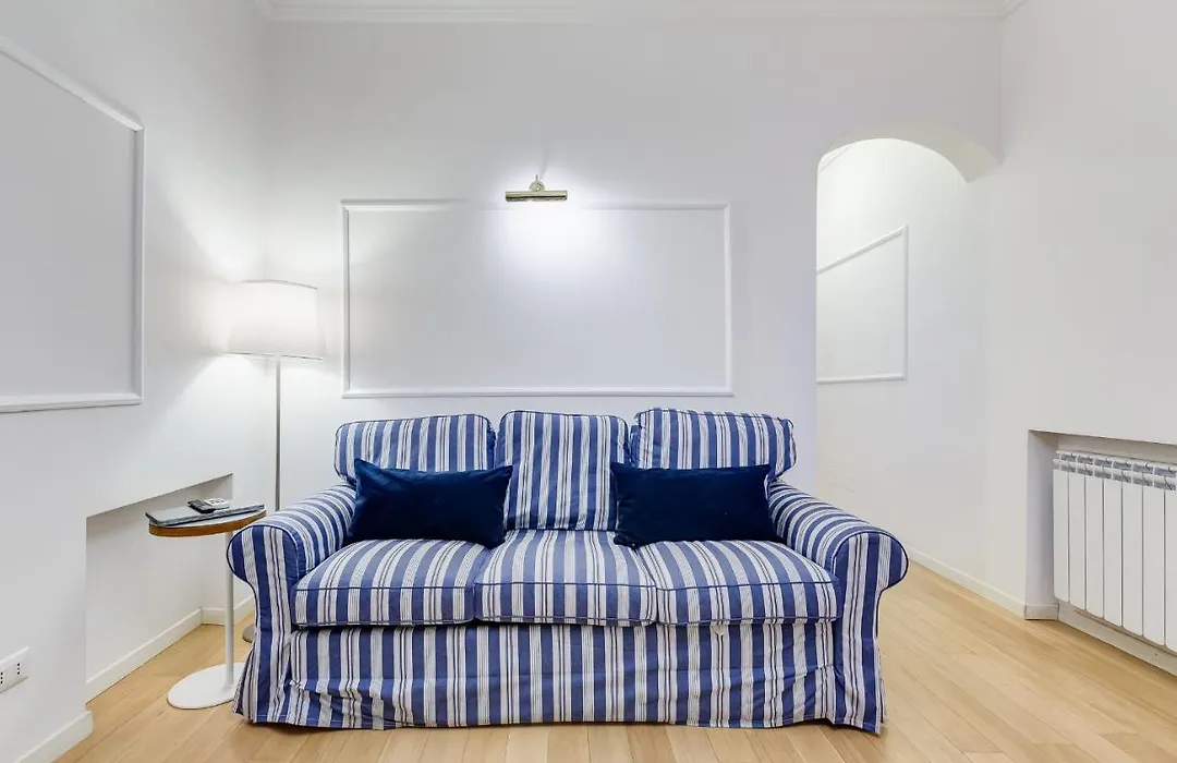 Trevi Fountain Apartment-1